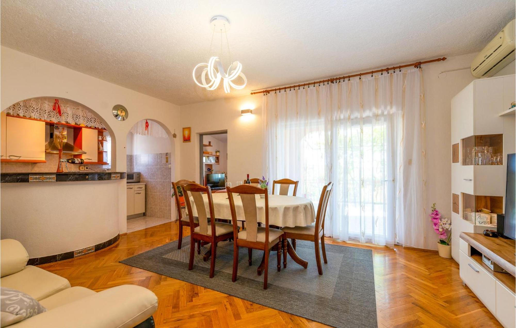 Lovely Apartment In Rovanjska With House Sea View Dış mekan fotoğraf