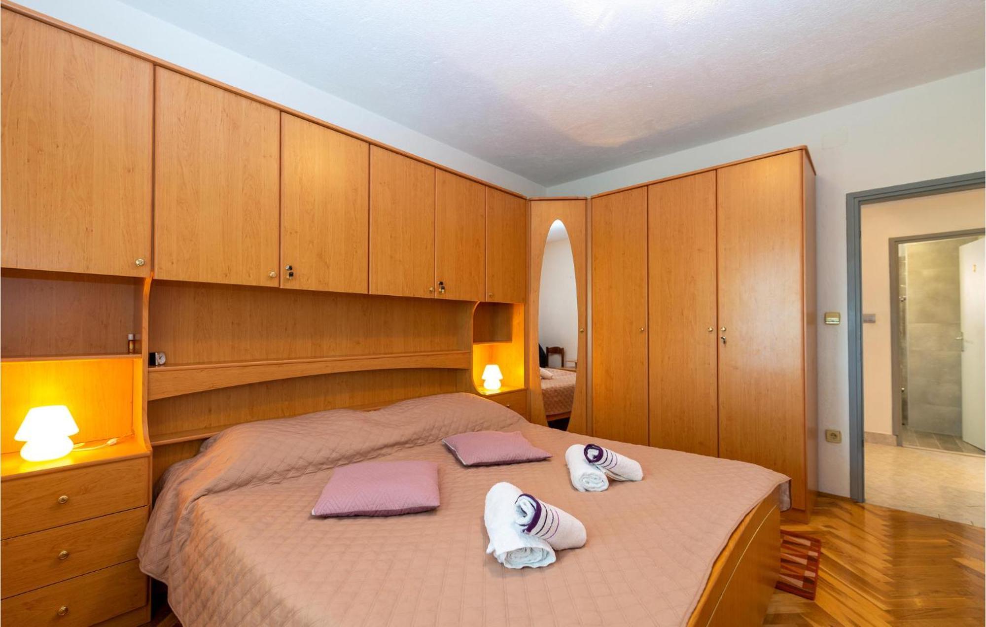 Lovely Apartment In Rovanjska With House Sea View Dış mekan fotoğraf
